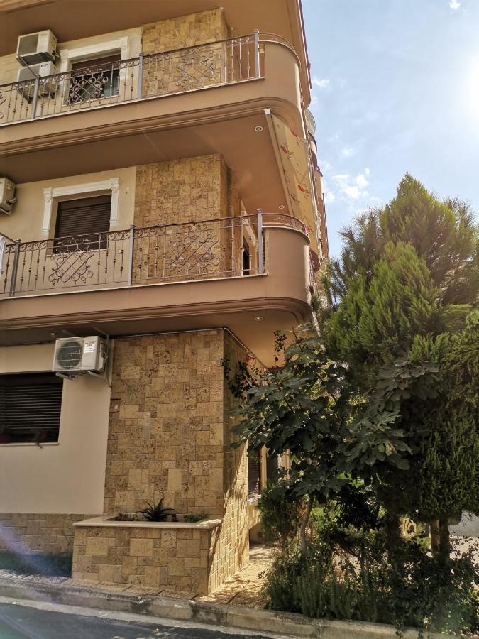 Εmerald Luxury Suite Thessaloniki Exterior foto